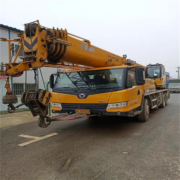 通山吊车出租保险：全面覆盖，安全无忧