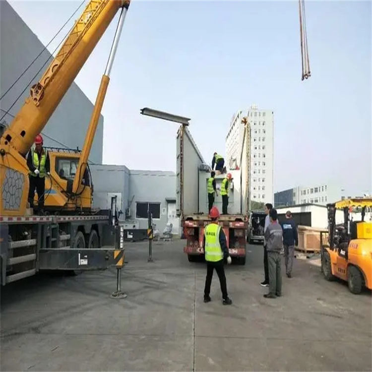 通山如何找到附近的吊车救援服务