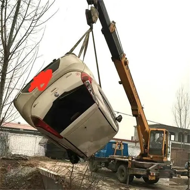 通山随时待命，吊车24小时道路救援服务全解析